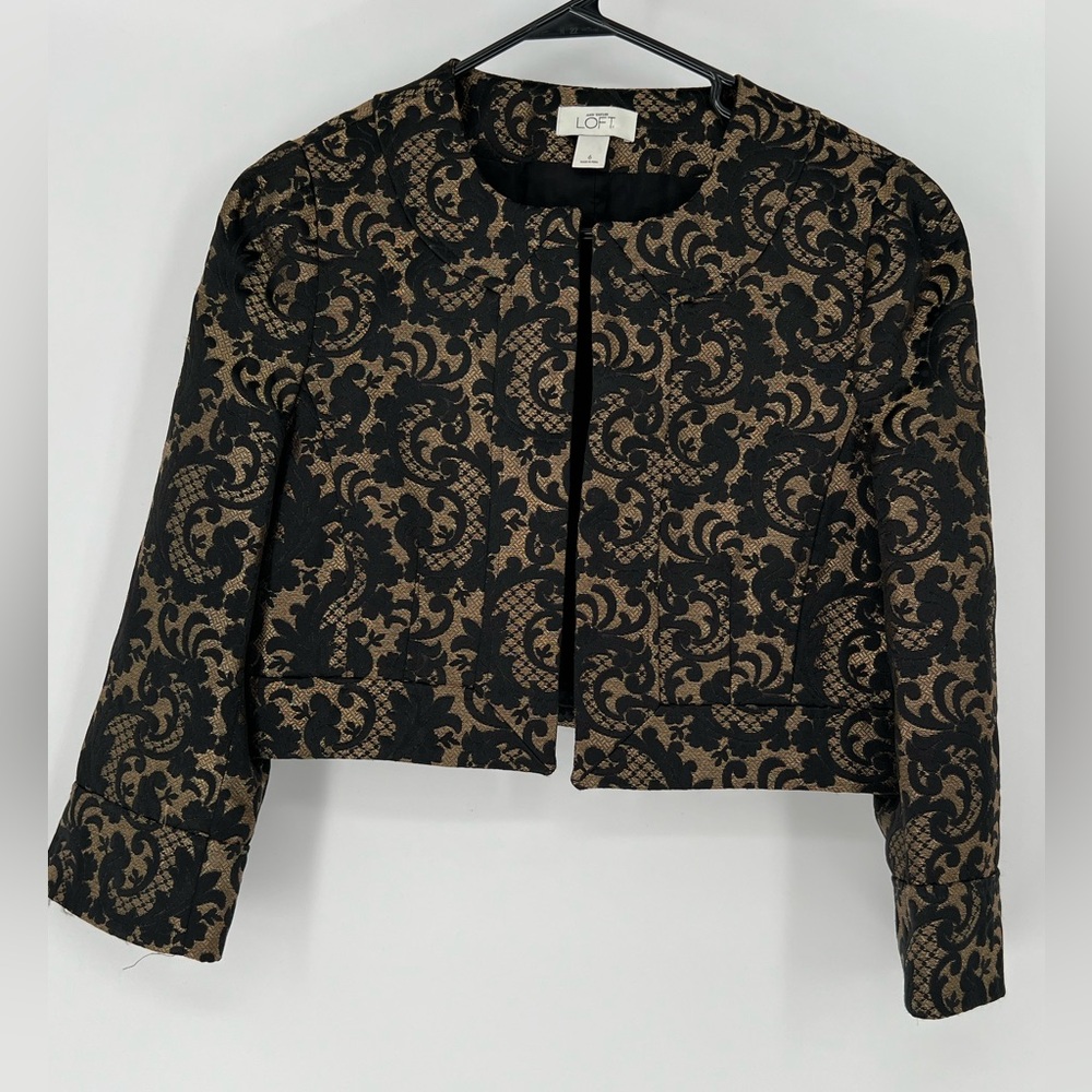 LOFT BLACK & GOLD BLAZER CROP BOLERO‎ W/LACE & EMBROIDERY LOOK, LINED, ELEGANT